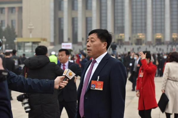 全國人大代表 唐廷波