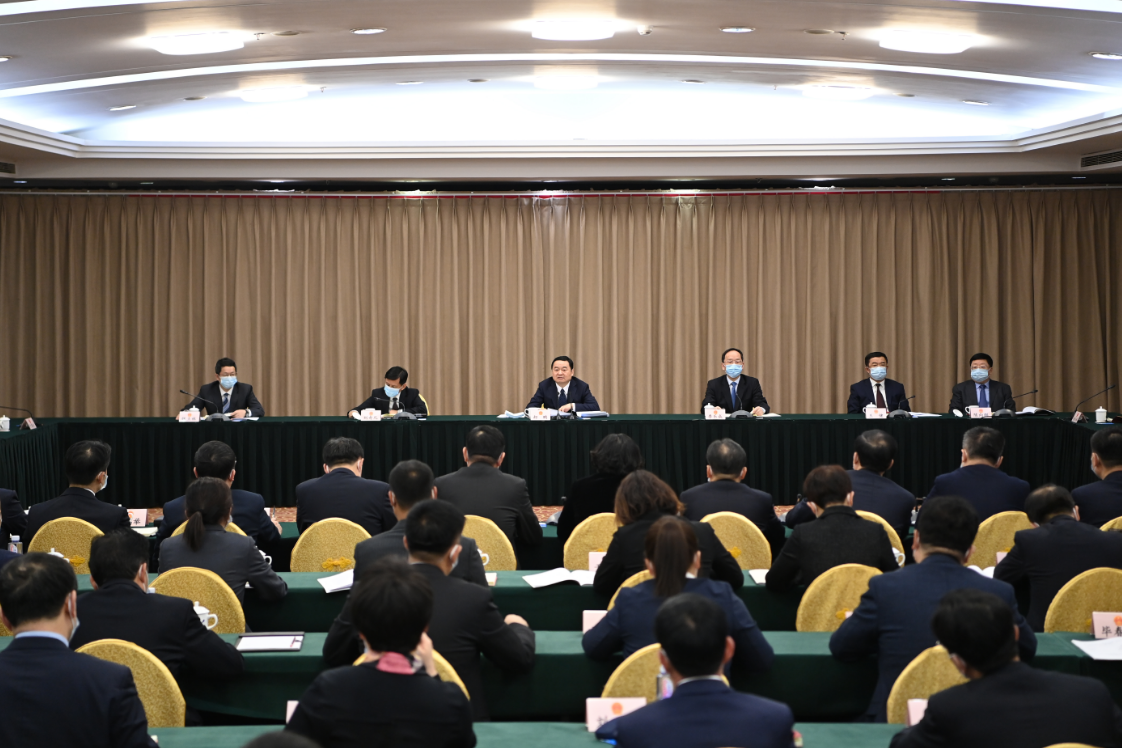 3月3日，在遼全國人大代表專題學(xué)習(xí)會(huì)議召開。